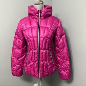 GUESS Puffer jacket down and feather filled winter coat women’s size medium